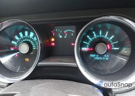 2012 Ford Mustang V6 z USA, uszkodzony, nr VIN 1ZVBP8EM4C5273218